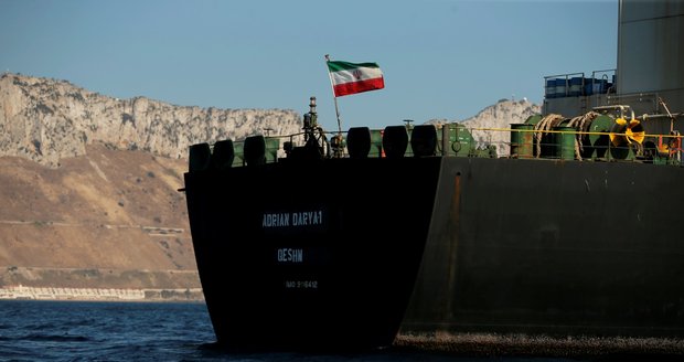 Diplomatická krize zažehnána? Britové propustili tanker Íránu. Po šesti týdnech 