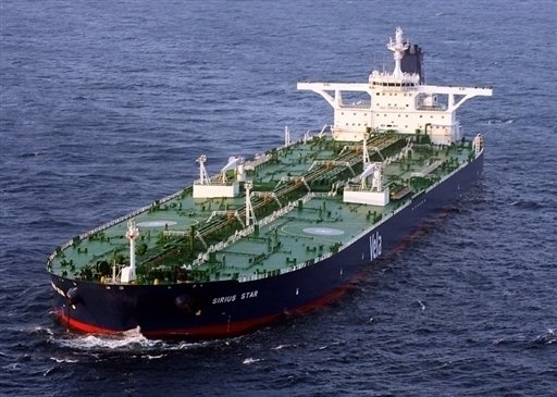 Jak srazit cenu ruské ropy? Nepojišťovat lodě!