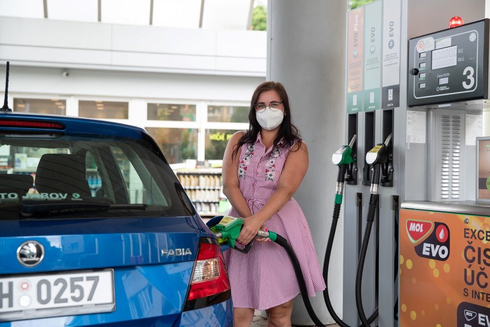 Tankování pohonných hmot v Česku