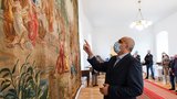 Unikátní tapiserie Hostina bohů: Restaurátoři jí vrátili původní krásu, teď se představí veřejnosti