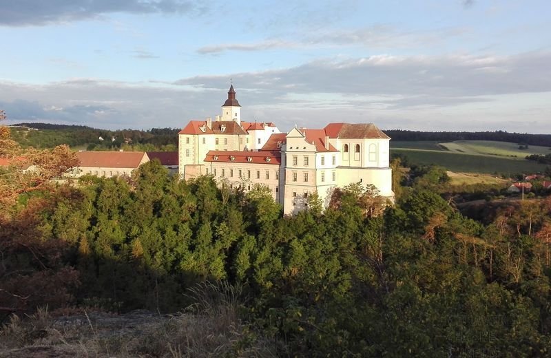 Starý zámek v Jevišovicích nabídne novou atrakci, vzácnou tapisérii Hostina bohů z přelomu 17. a 18.století.