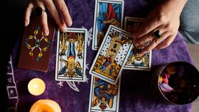 Tarotskop na září: Raky čeká boj se strachem, Štíry období štěstí a Panny zažijí zklamání.