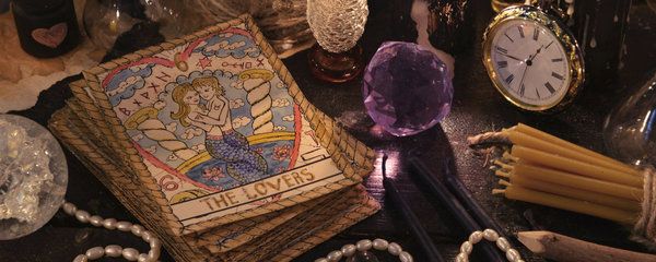 Velikonoční výklad karet: Kterému znamení hrozí fatální chyba? A kdo zazáří?