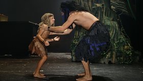 Jediný Disney muzikál v českém divadle: Tarzan zpívá a řádí už jen do konce roku. Nabízíme pohled do zákulisí!