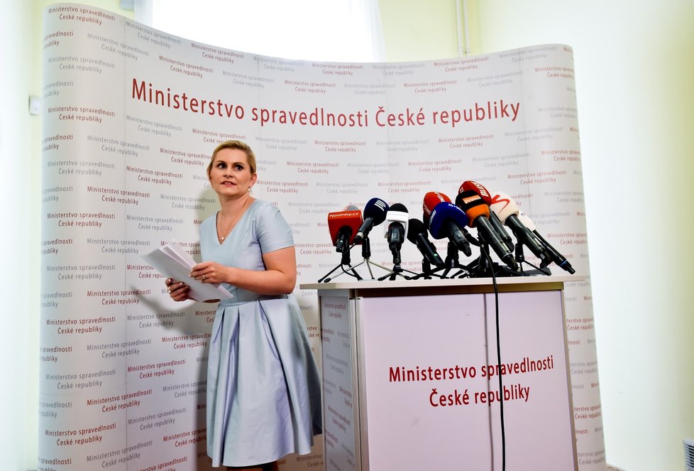 Tisková konference ministryně spravedlnosti Taťány Malé