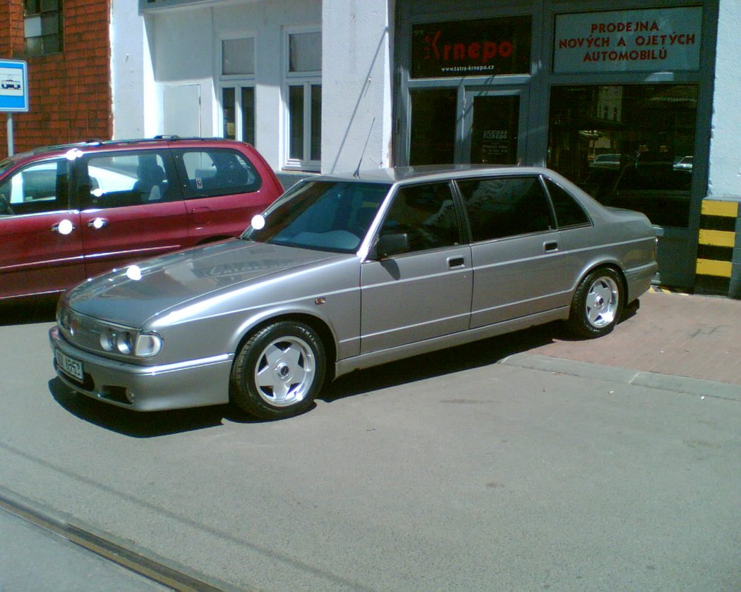 Tatra 700