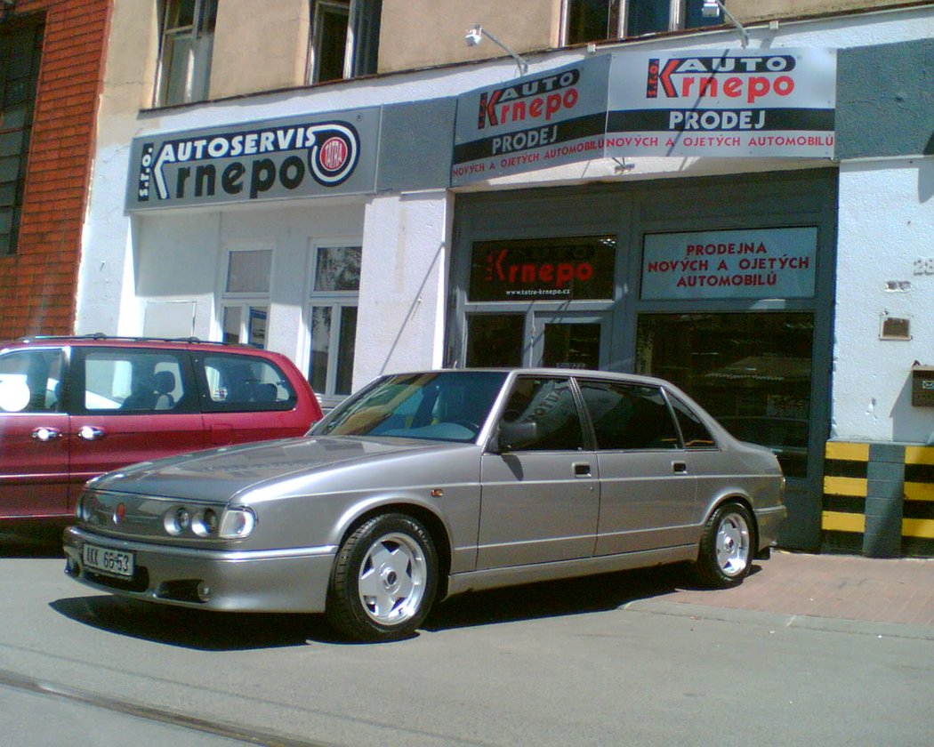 Tatra 700