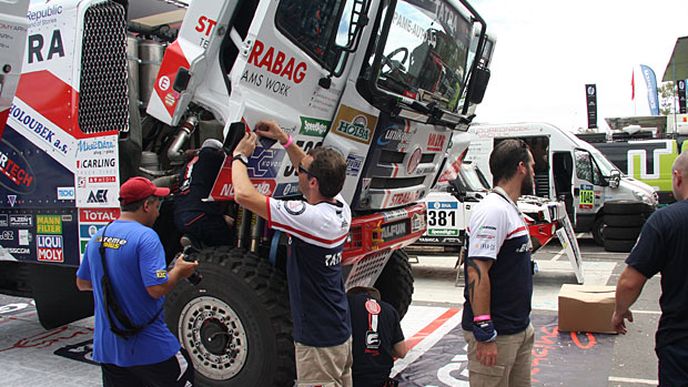 Dakar živě: Jsme na místě! Nastává obvyklý šrumec. (+video) Dakar živě: Jsme na místě! Nastává obvyklý šrumec. (+video)