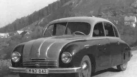 Víte, že se Tatra snažila předběhnout dobu? Tatraplanem s naftovým motorem!