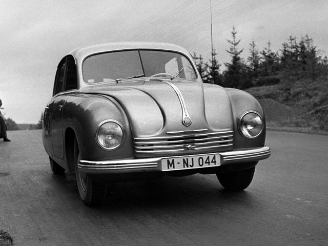 Tatra T600 Tatraplan