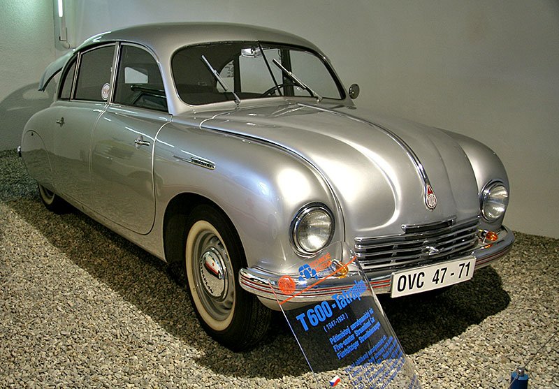 Tatra T600 Tatraplan