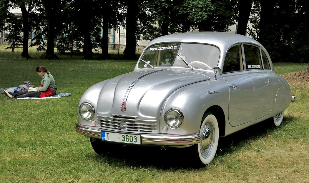 Tatra T600 Tatraplan