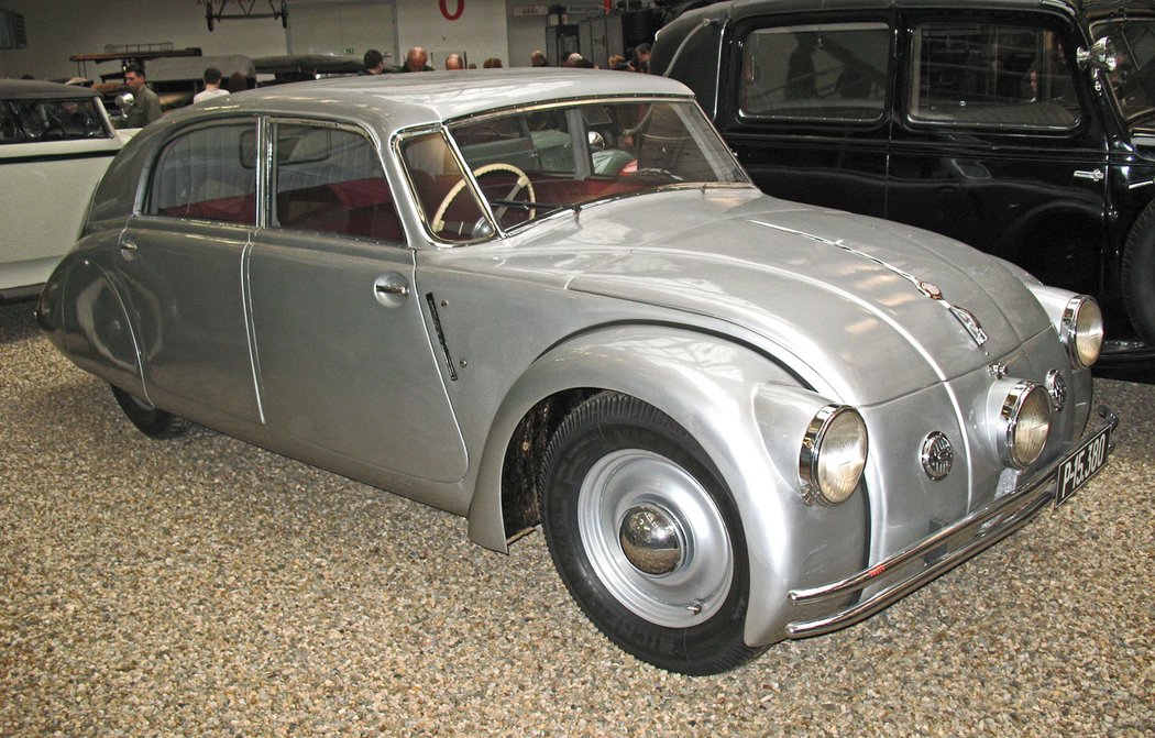 Tatra 77