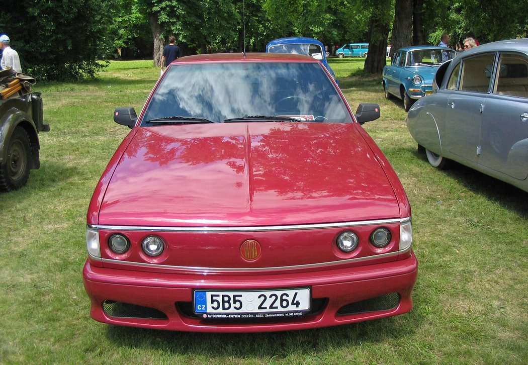 Tatra 700 GT