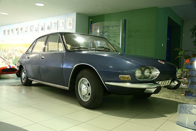 Tatra 603