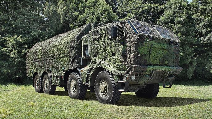 Tatra Force 8x8.1R s pancéřovanou kabinou pro Armádu ČR