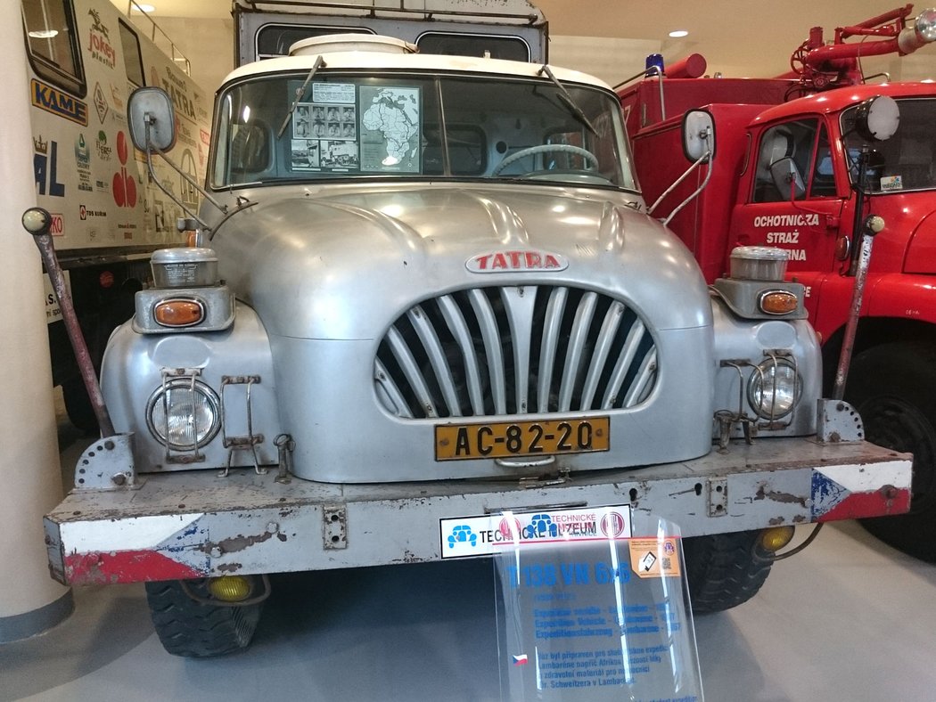 Tatra 138