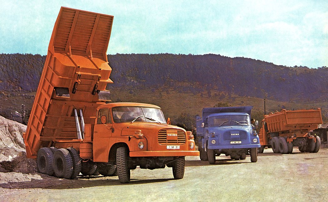 01_1972_148_s120Tatra 148 (1972)