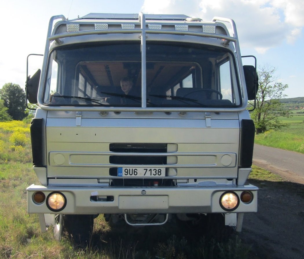 Tatra 815 Safaribus 6x6