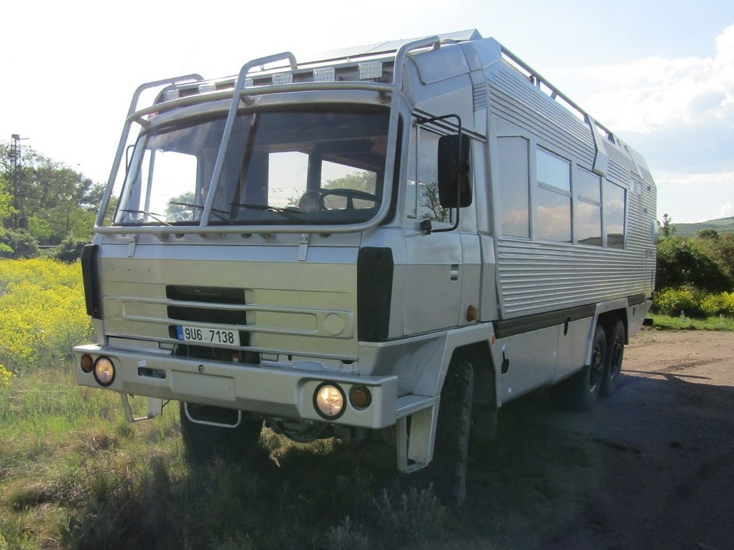 Tatra 815 Safaribus 6x6