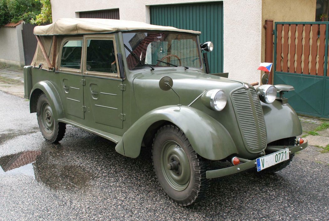 Tatra 57