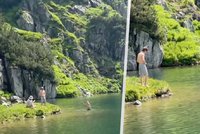 Horka nejsou omluva: Turisté se koupali v tatranském plese, ochránci zuří