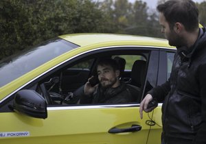 Z natáčení filmu Taxi 121, který zpracovává skutečné události taxivražd z roku 2014