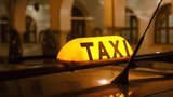V Praze řádí falešní taxikáři: Okrádají zmatené a opilé cestující. Dávejte pozor! varuje policie