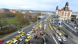 Taxikáři chtějí v Praze přitvrdit: „Konec slušnosti, zablokujeme ulice,“ vyhrožují
