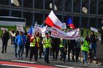 Protest taxikářů, pochod na Malostranské náměstí, 8. dubna 2019.