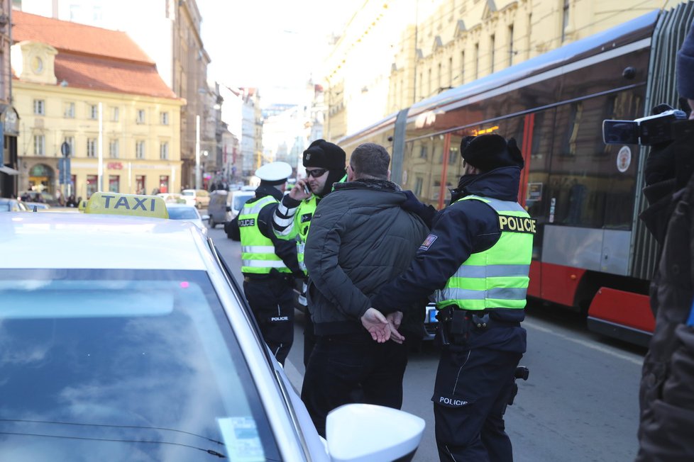 Taxikáři 26. února zablokovali Lazarskou a Spálenou ulici v centru Prahy.