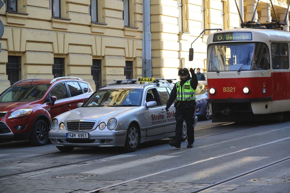 Taxikáři 26. února zablokovali Lazarskou a Spálenou ulici v centru Prahy.