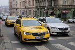 Taxikáři kroužili centrem Prahy dvě hodiny.