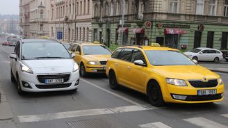 Protest taxikářů je u konce, někteří se vydali zpět na Strahov