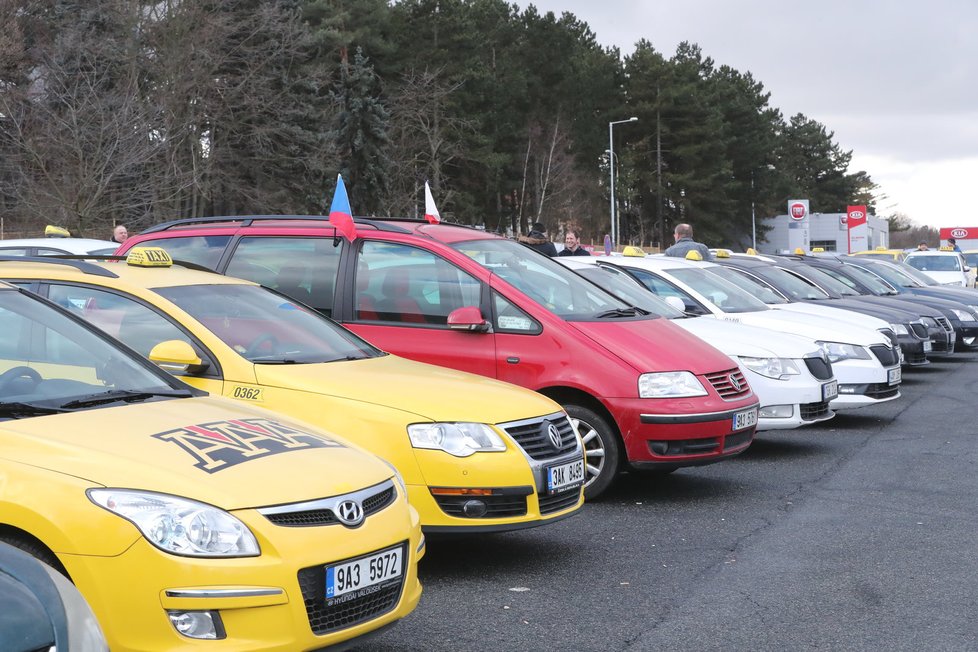 Protesty taxikářů na Strahově.