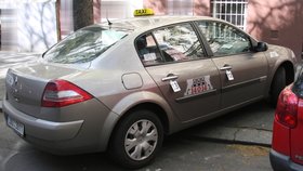 Vůz Daniela C. našli v Lužické ulici. 100 metrů od místa, kde na začátku února obejvili taxík s mrtvým Petrem S.