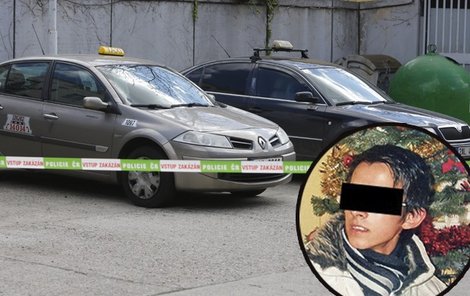 Policie má obě auta zavražděných taxikářů.