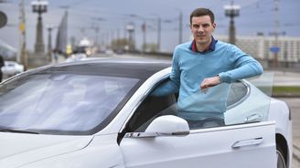 Válka dopravních aplikací: Taxify může mimo Prahu jezdit jen s licencovanými řidiči