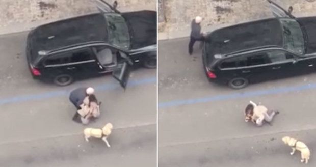 Pražský taxikář neurvale vyhodil z auta nevidomou ženu, vadil mu její pes.