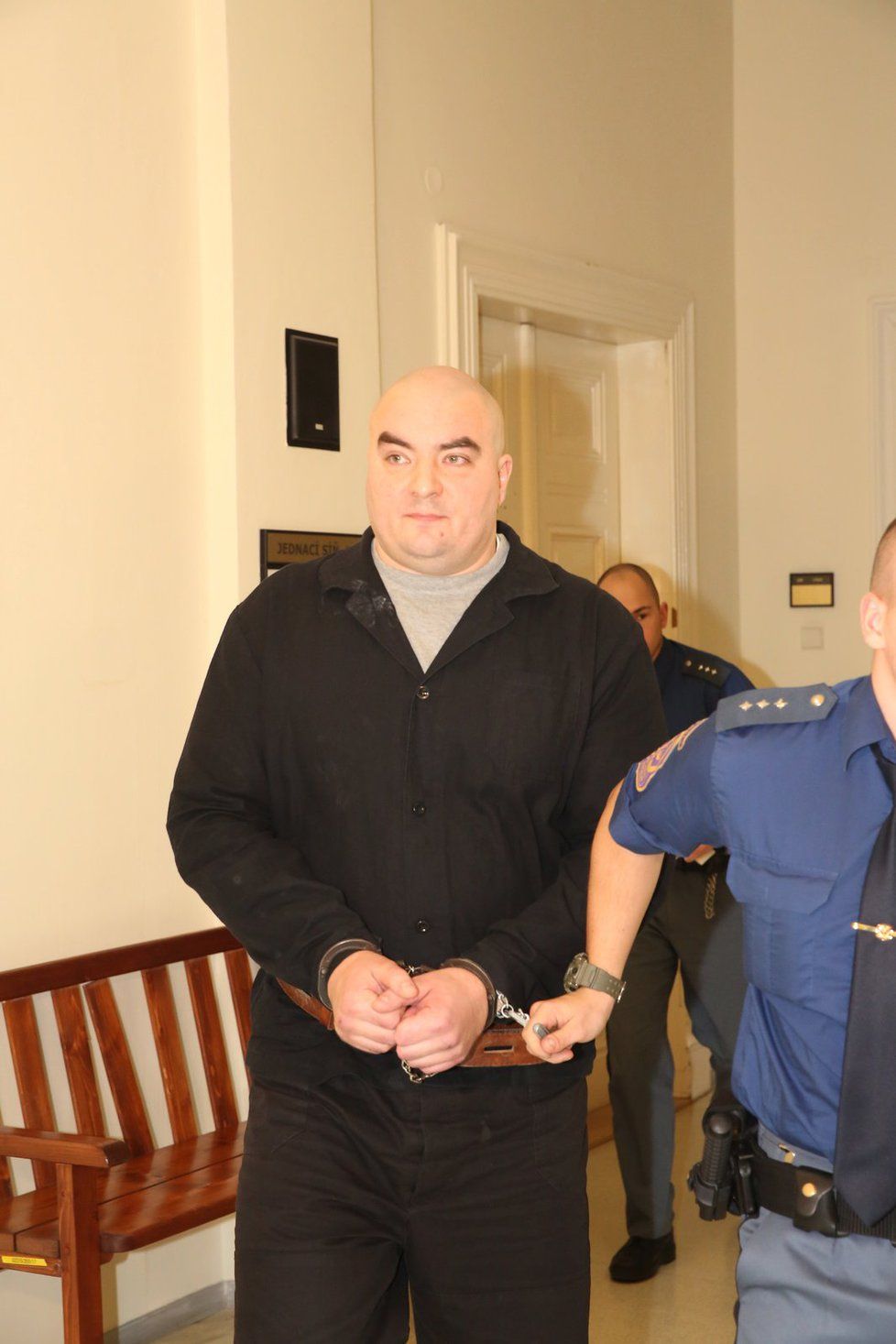 Alexandr Abadon u soudu s údajným taxivrahem