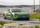 Elektromobil Taycan odešel z amerického měření dojezdu jako spráskaný pes. Porsche se brání