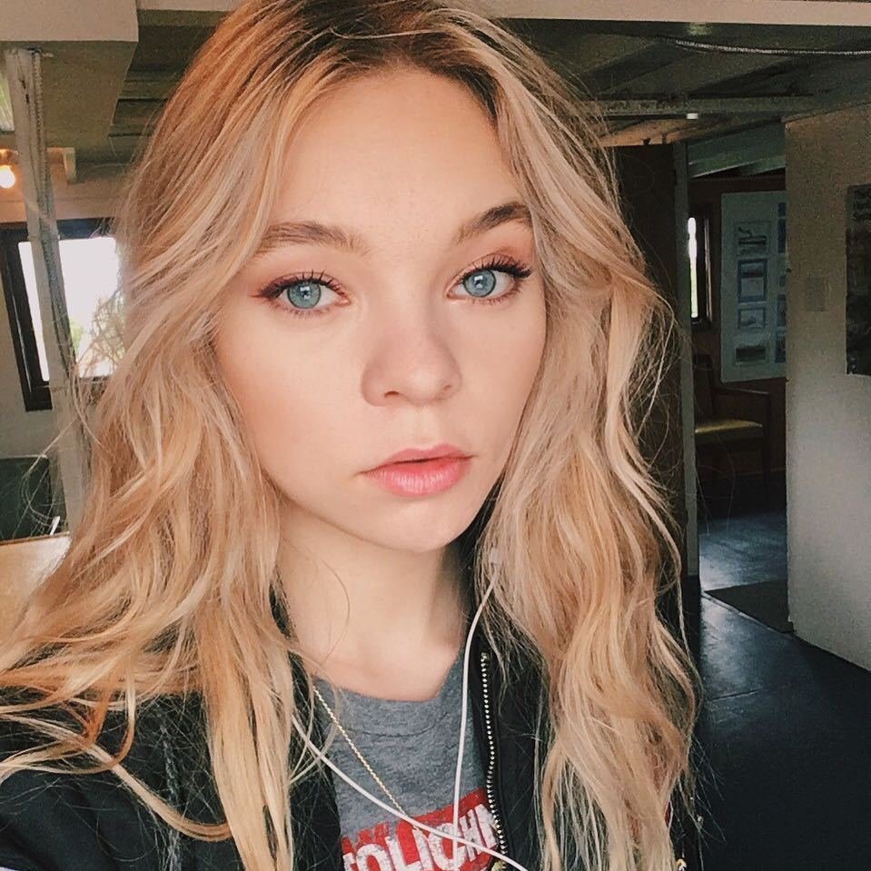 Herečka Taylor Hickson