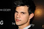 Taylor Lautner známý z filmuTwilight se stal nejlépe placenou nezletilou hvězdou v Hollywoodu!