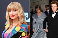 Zpěvačka Taylor Swiftová se zasnoubila: Všichni museli přísahat!