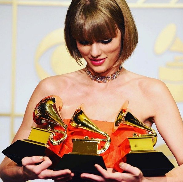 Taylor Swift se na předávání cen Grammy zadařilo.