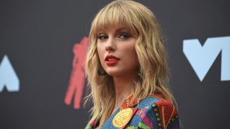 Taylor Swift nejenom dobře zpívá, ale i vydělává. Na turné může utržit miliardu dolarů