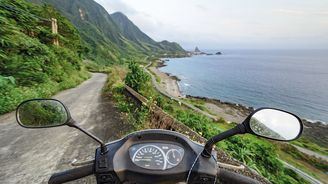 Tchaj-wanem na skútru: Cesta nádhernou přírodou východní části ostrova až k obratníku Raka