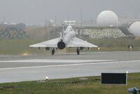 Palba ostrými a desítky vyslaných raket. Čína druhým dnem děsí cvičením u Tchaj-wanu