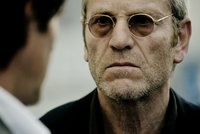 Zemřel Tchéky Karyo (†72)! Hvězdu Brutální Nikity, Nezvěstných i Bonda zabila rakovina