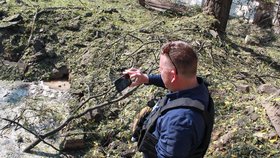 Kramatorsk: Petr Pojman dokumentuje válečné zločiny Rusů.